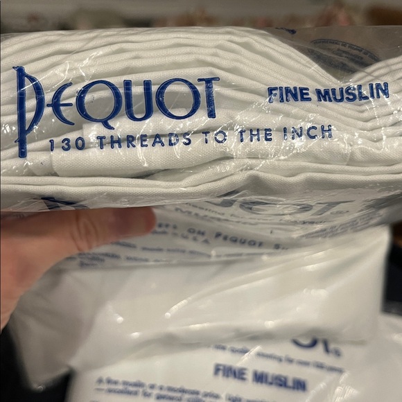 NOS Pequot Twin Flat Sheet Fine Muslin USA Vintage All Cotton - Picture 3 of 6